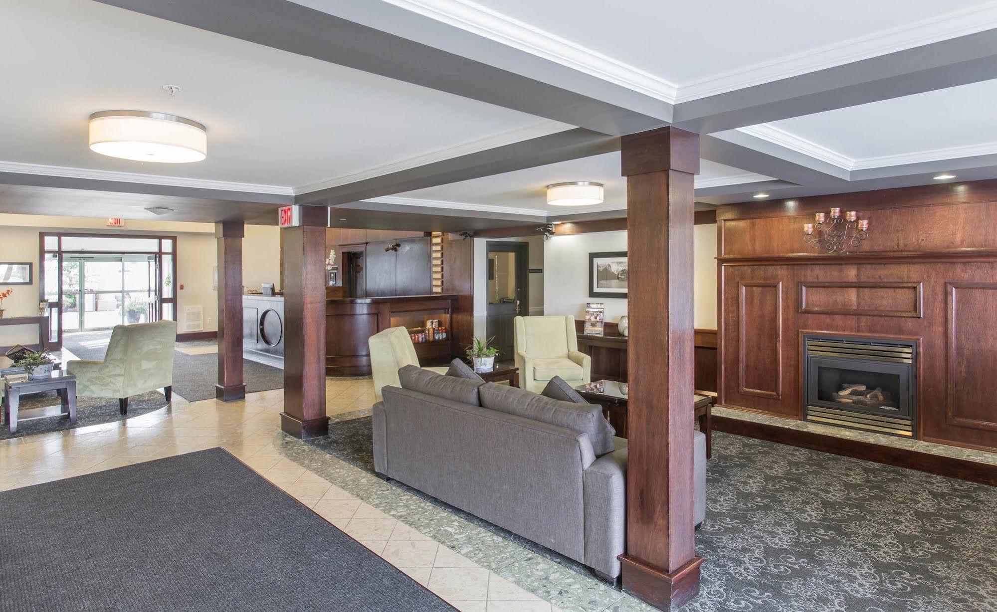 Hotel Sandman Red Deer